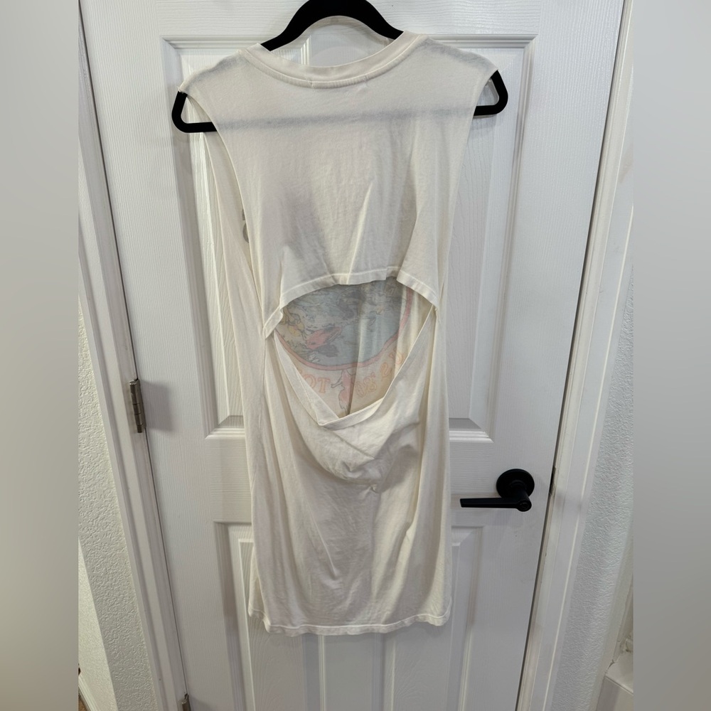 T-shirt dress - Picture 3 of 4